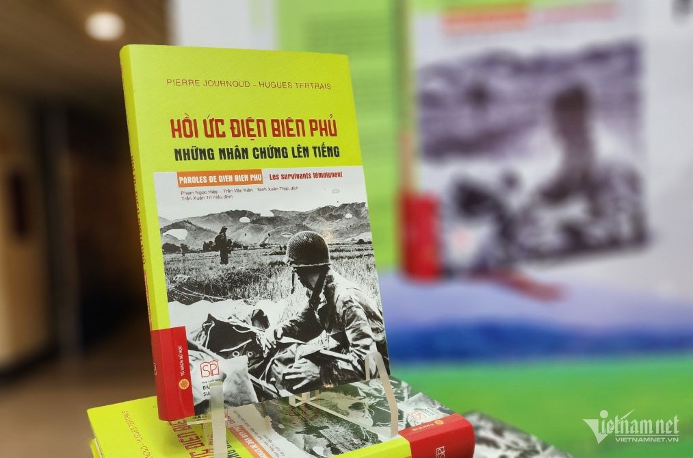 Nhan chung Dien Bien anh 1