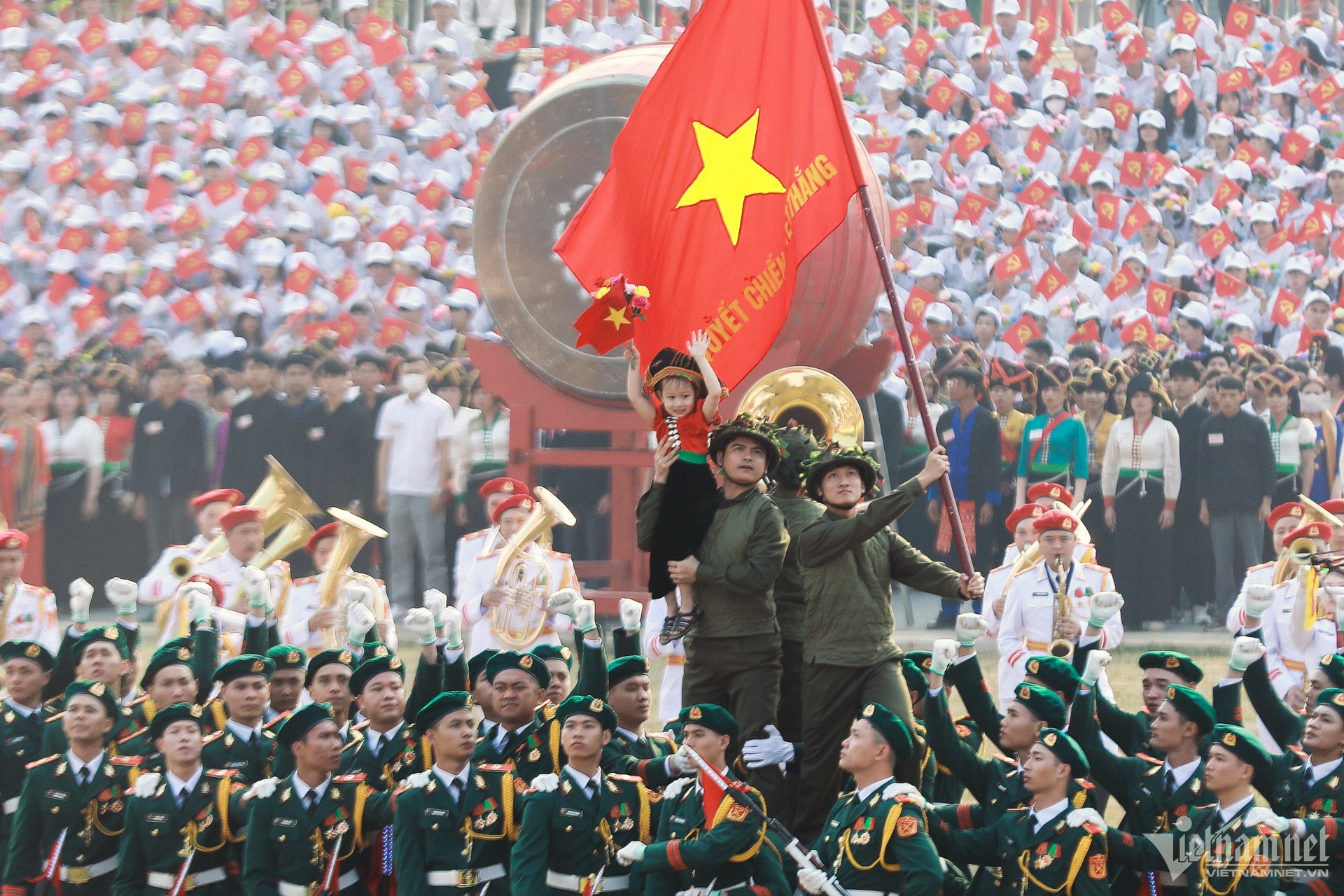 Tran Vy Tram Dien Bien anh 1