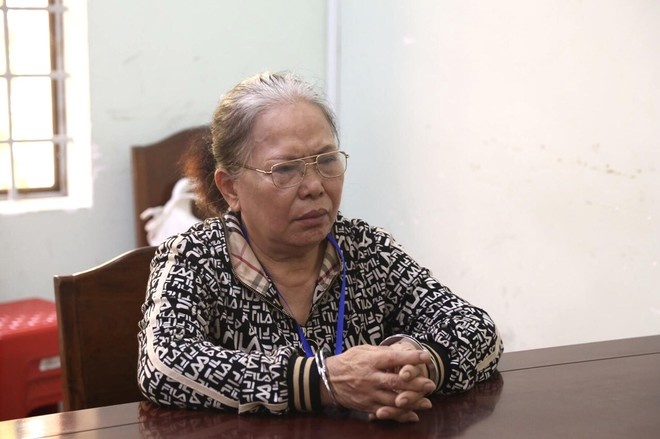 Bat giu chu hui lua dao chiem doat 13 ty dong hinh anh