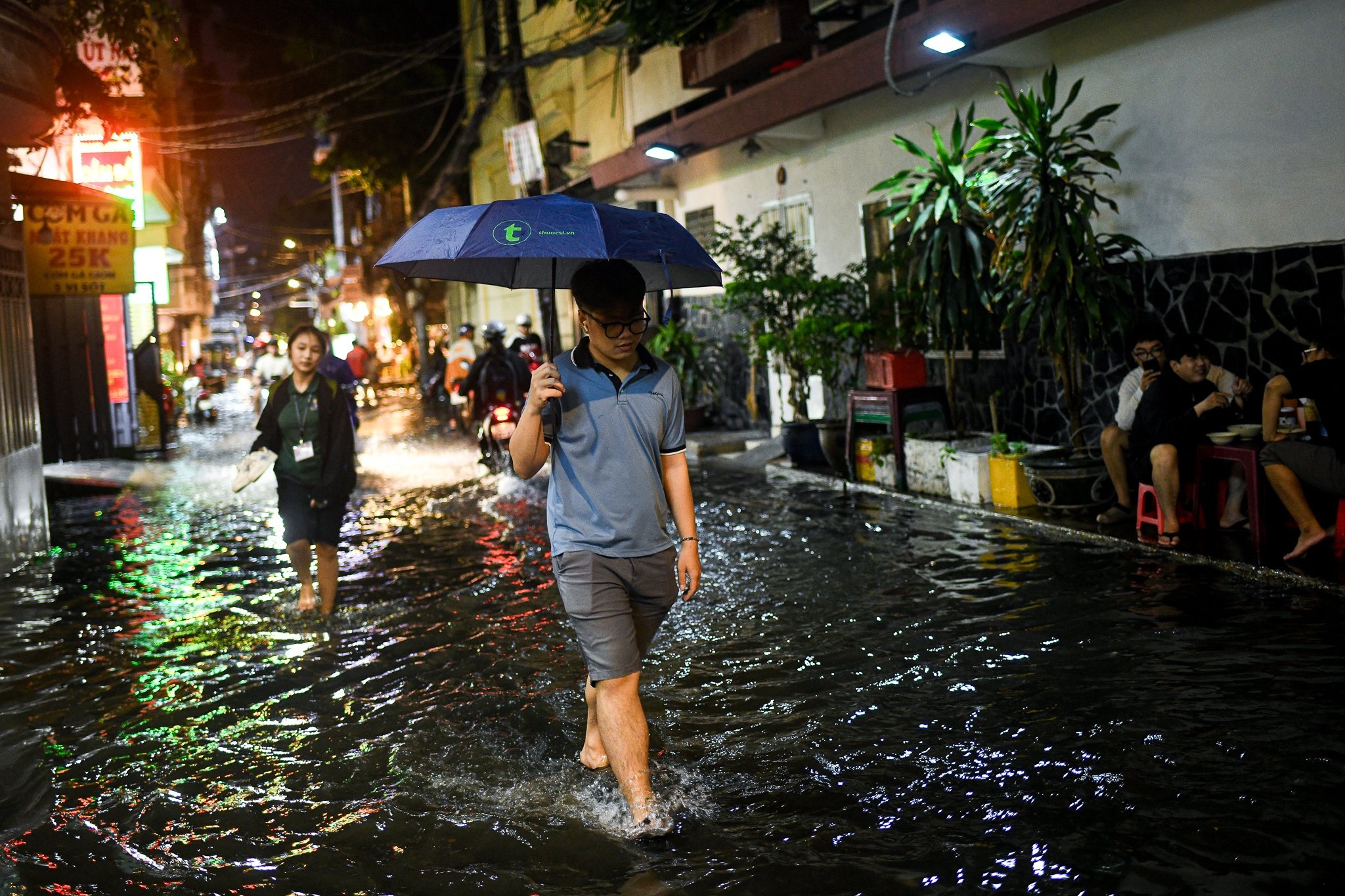 TP.HCM cay do mua ngap anh 9