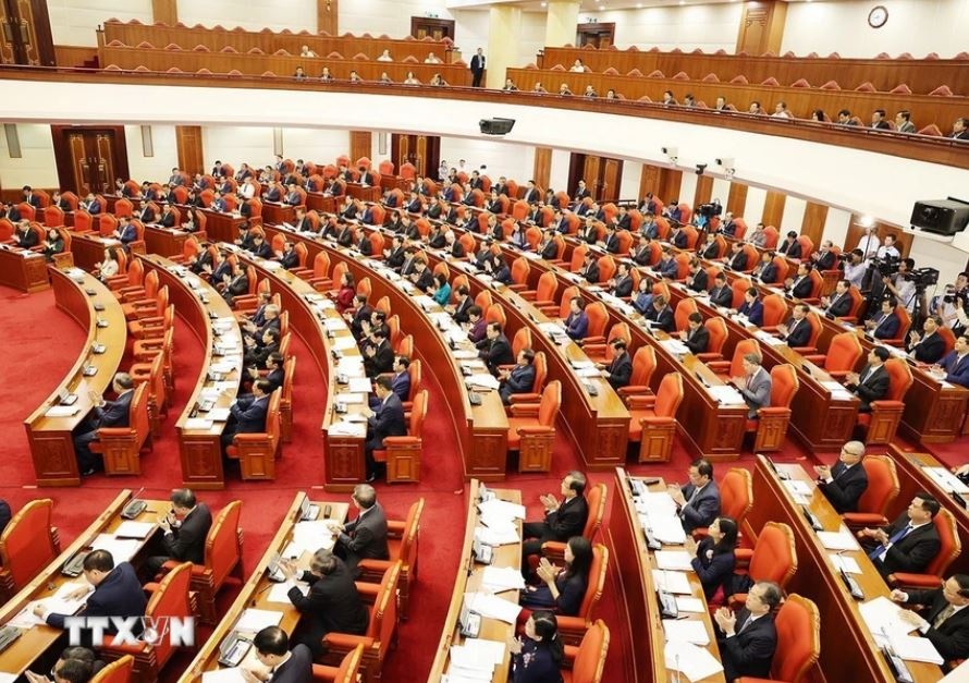 Hoi nghi Trung uong anh 9