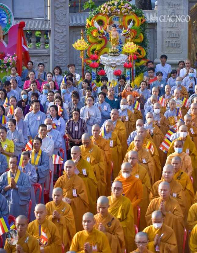 Phat giao TP.HCM anh 26