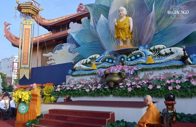 Phat giao TP.HCM anh 16