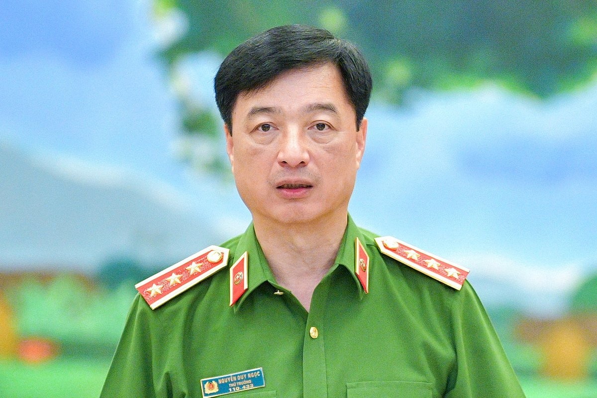 Tieu su tan Chanh Van phong Trung uong Dang Nguyen Duy Ngoc hinh anh