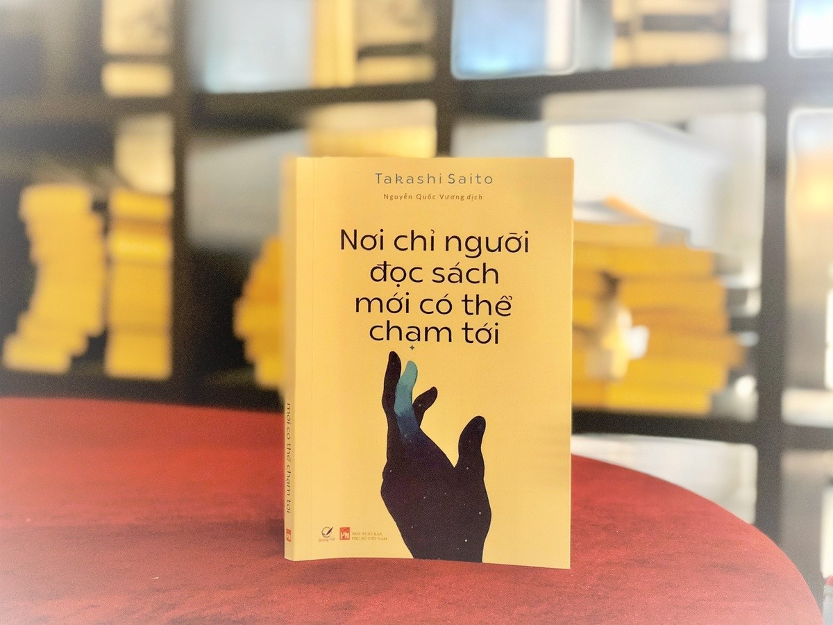 Noi chi nguoi doc sach moi co the cham toi hinh anh