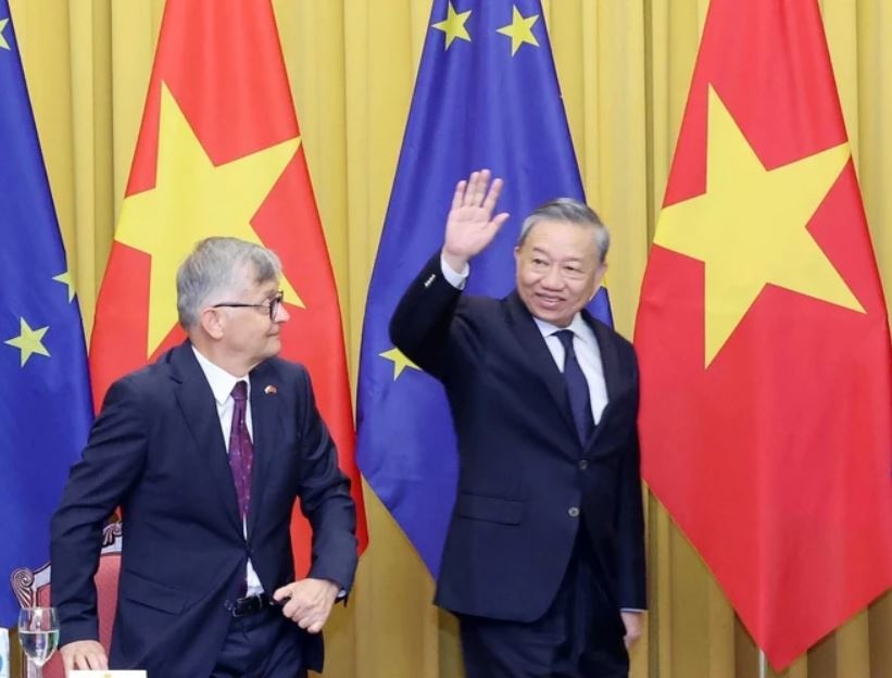 Chu tich nuoc To Lam anh 1