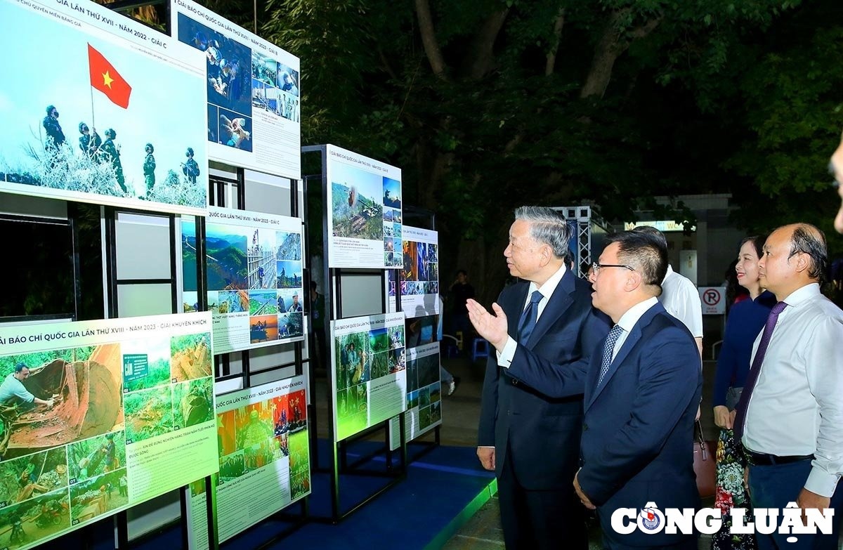 Bao chi Quoc gia anh 2