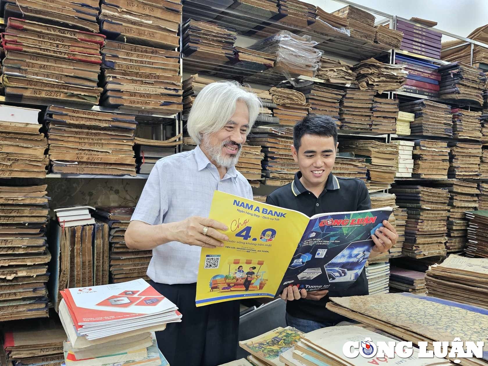 Bao chi Cach mang anh 16