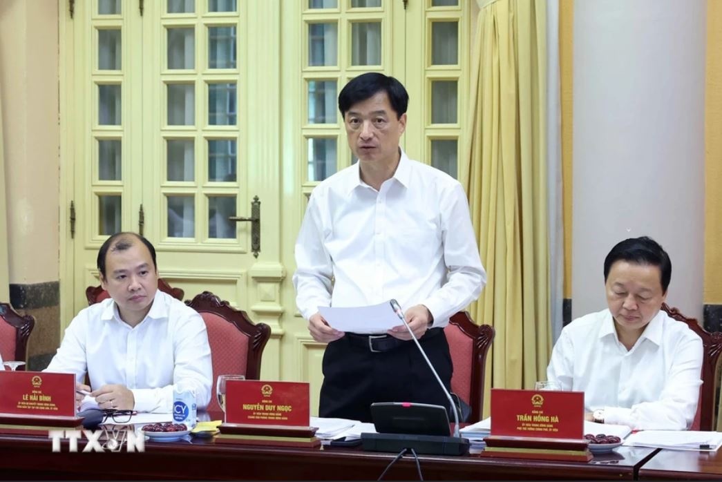 Chu tich nuoc To Lam anh 9