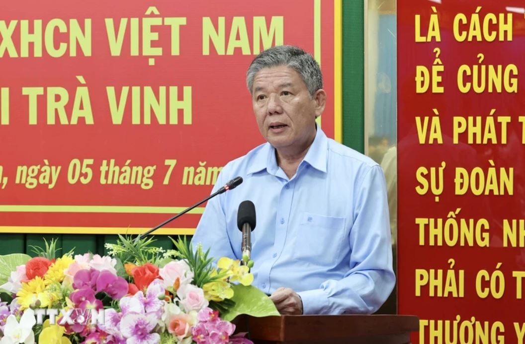 Chu tich nuoc To Lam anh 3