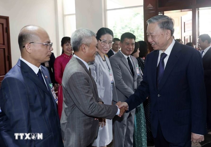 Chu tich nuoc To Lam anh 11