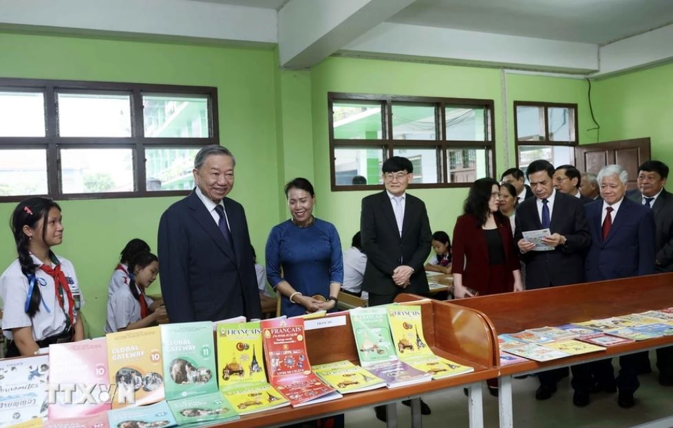 Chu tich nuoc To Lam anh 4