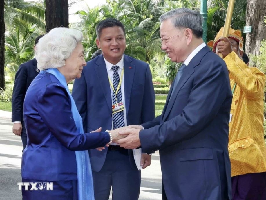 Chu tich nuoc To Lam anh 2