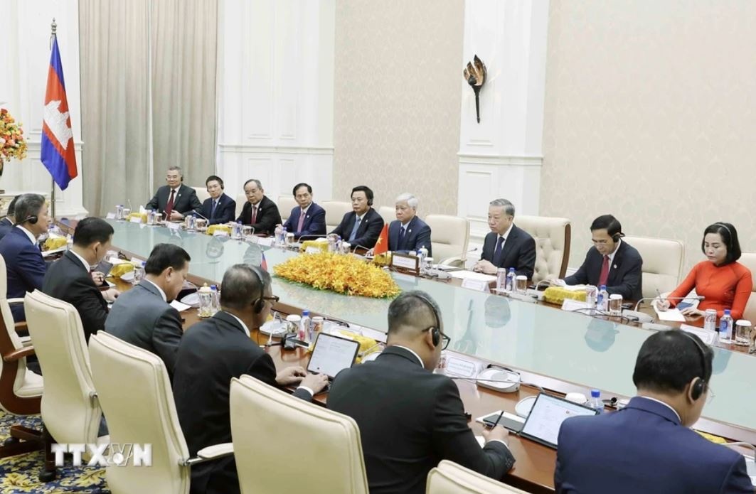 Chu tich nuoc To Lam anh 4