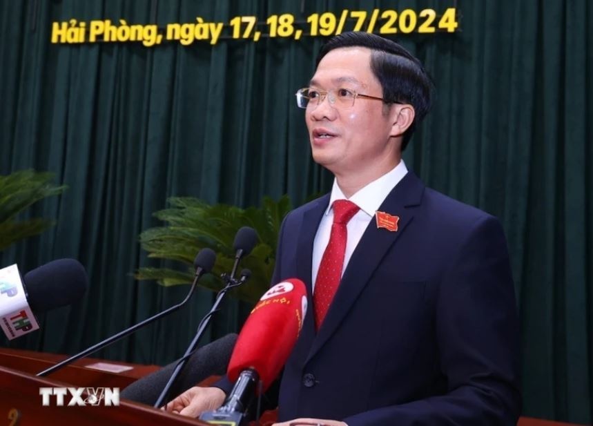 Tran Thanh Man anh 4