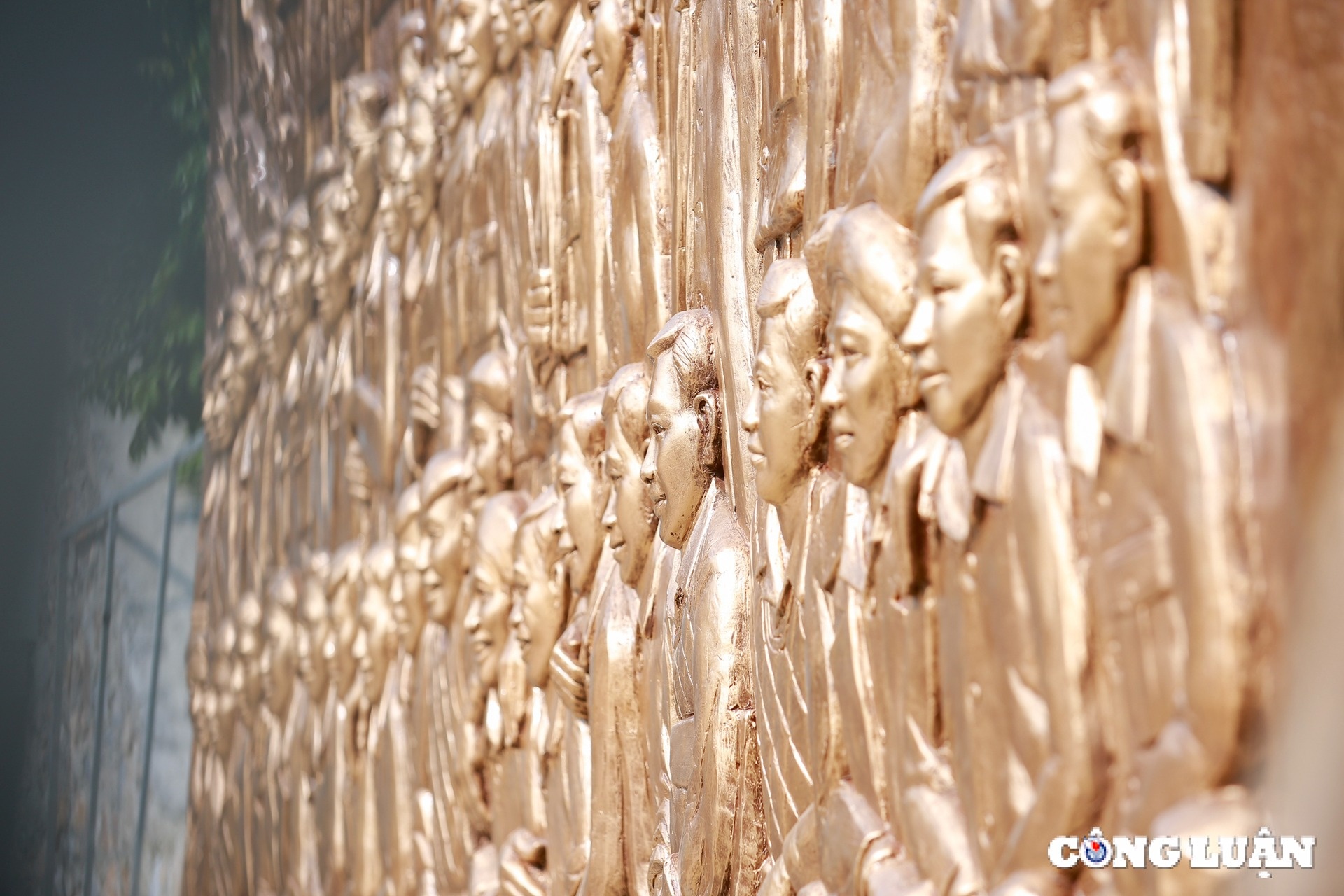 Huynh Thuc Khang anh 5