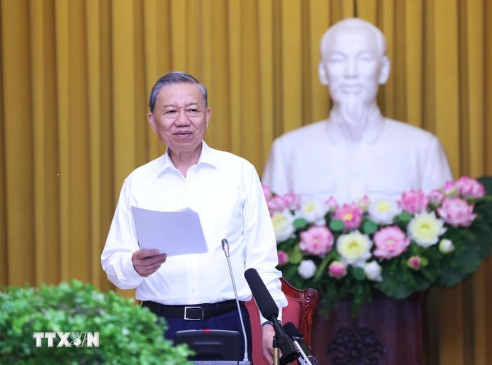 Chu tich nuoc To Lam anh 1