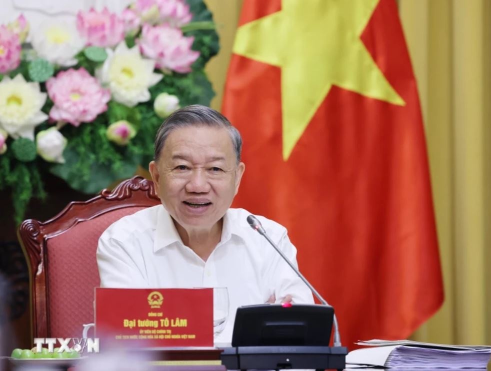 Chu tich nuoc To Lam anh 2