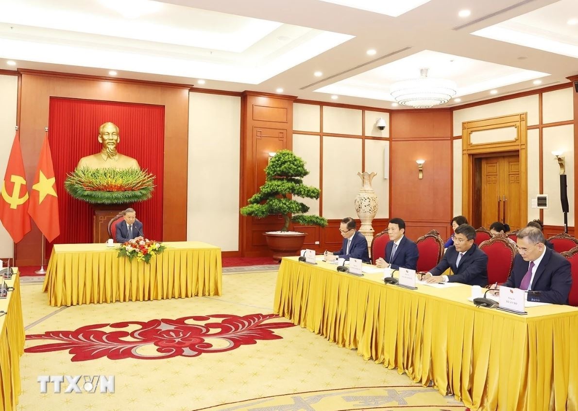 To Lam Vladimir Putin anh 4