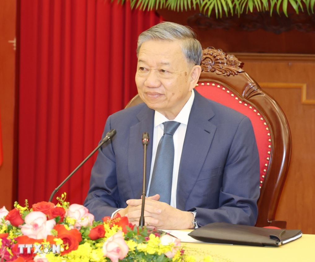 To Lam Vladimir Putin anh 5