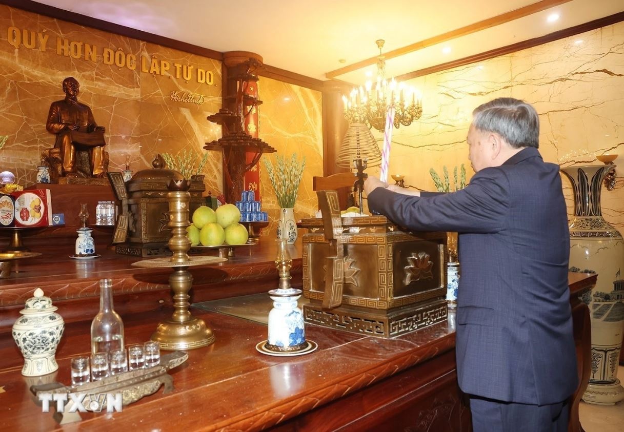 Tong Bi thu To Lam anh 2