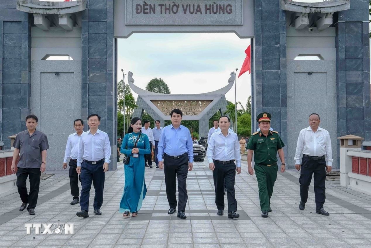 Luong Cuong Ban Bi thu anh 6