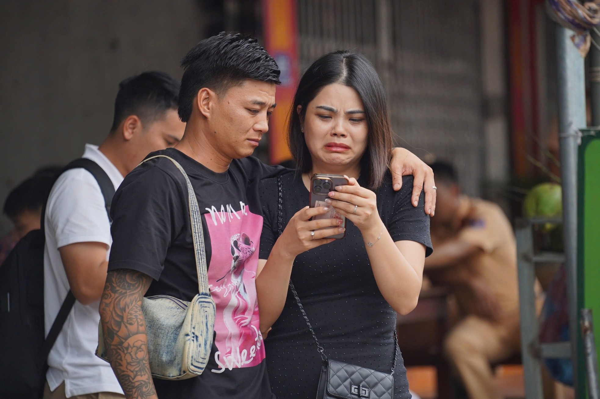 Sap cau Phong Chau anh 6