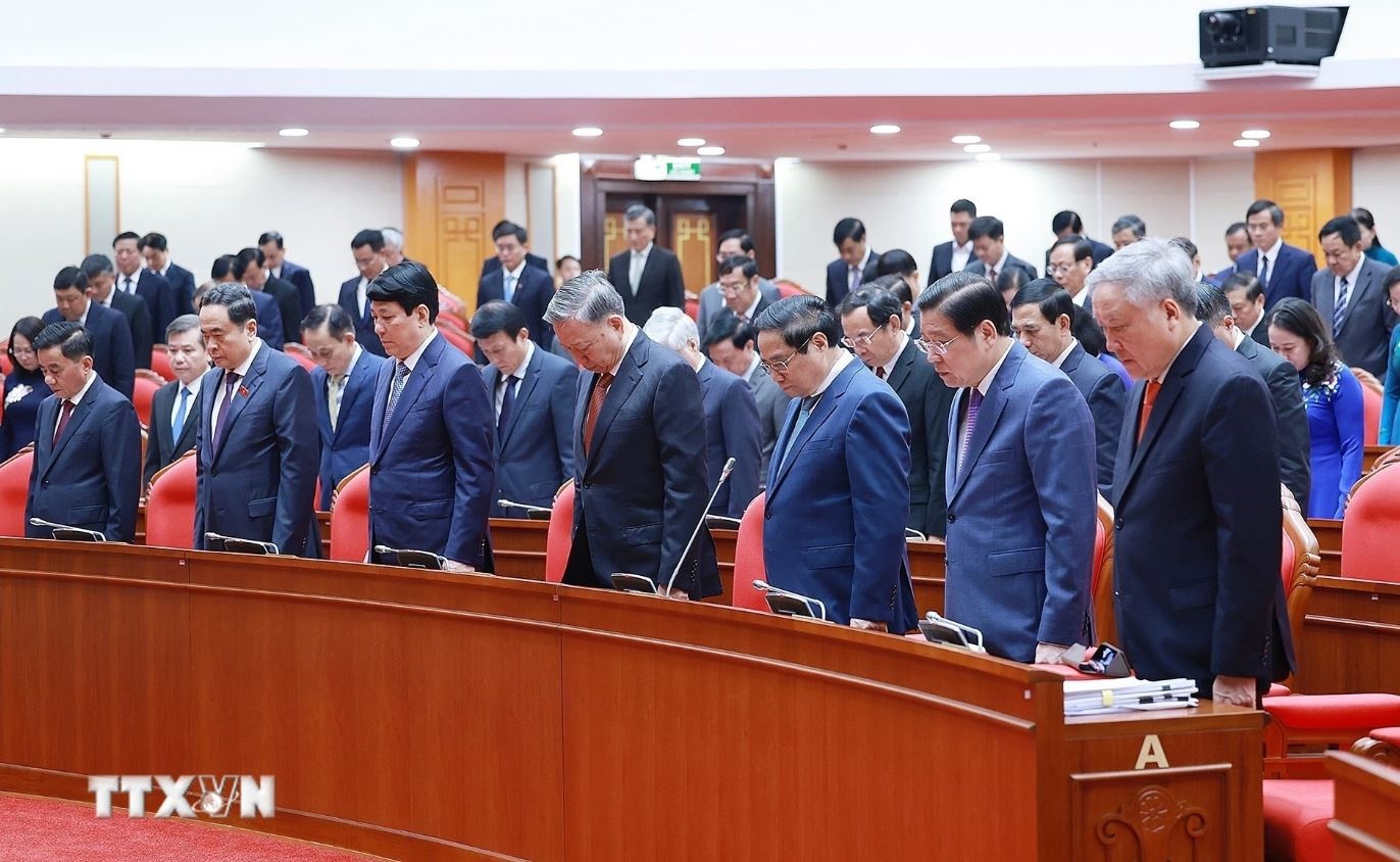 Hoi nghi Trung uong 10 anh 1