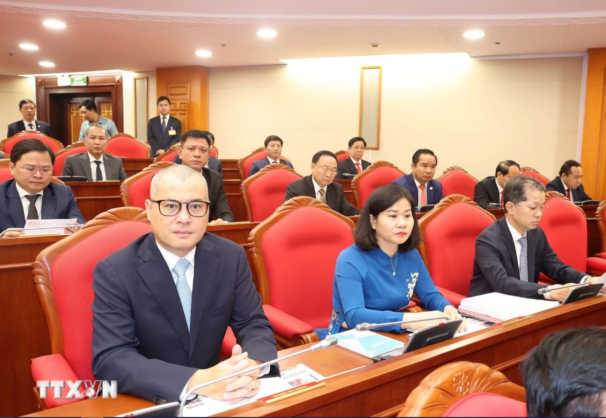 Hoi nghi Trung uong 10 anh 15