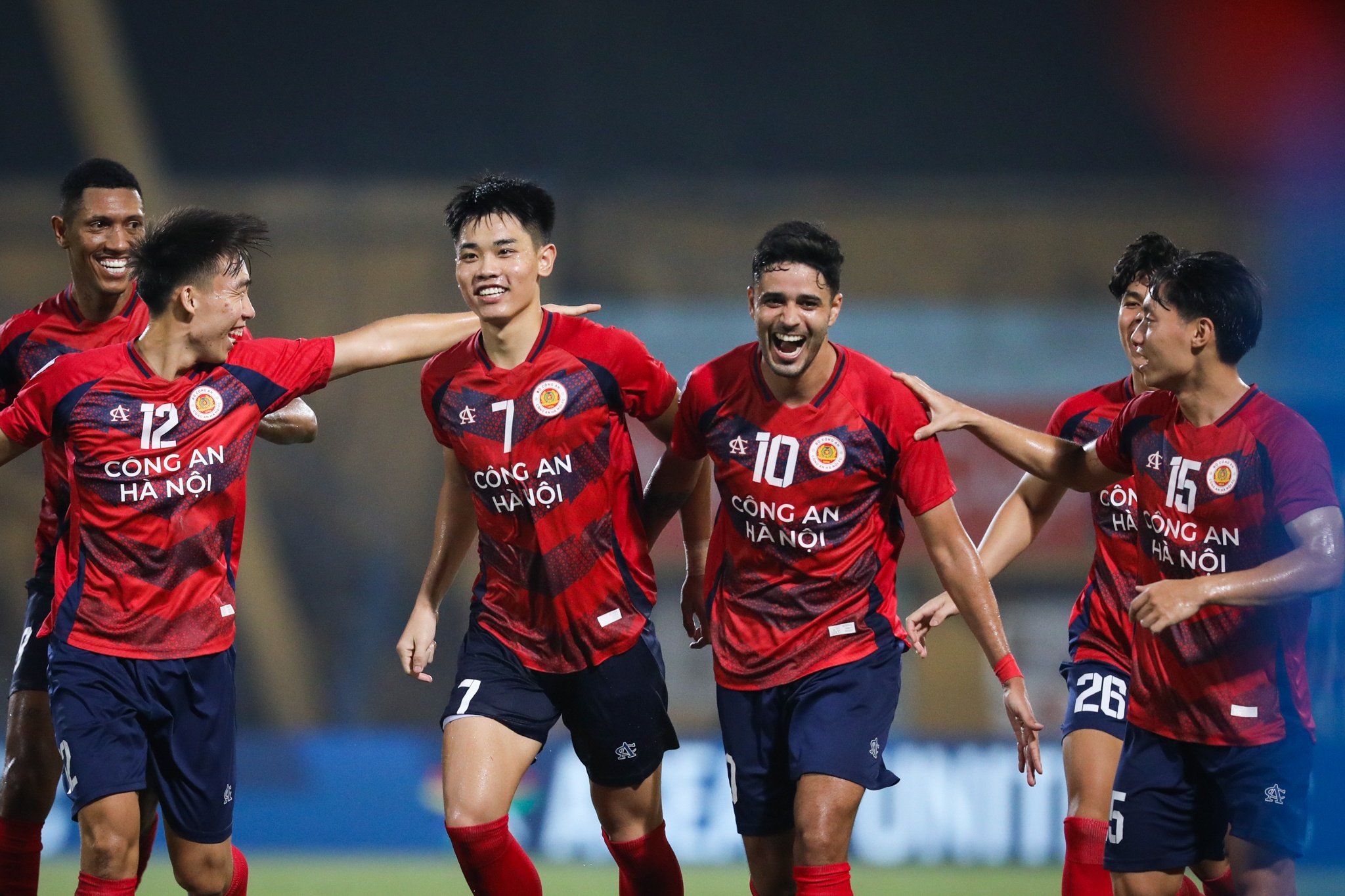CLB Viet Nam tao tieng vang lon o giai Dong Nam A hinh anh