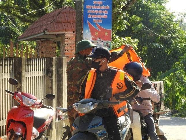 cau phao Phong Chau anh 2