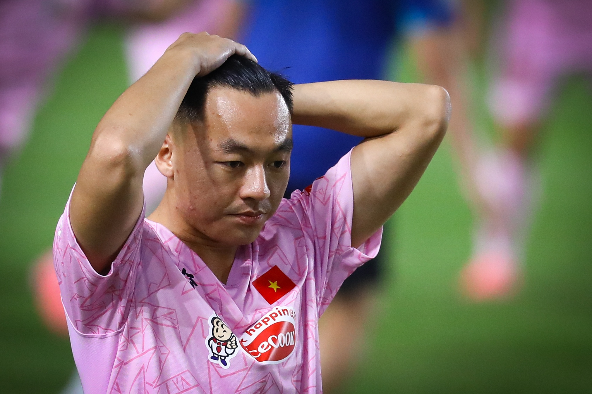 Tro cung ong Troussier chat vat o tuyen Viet Nam moi hinh anh