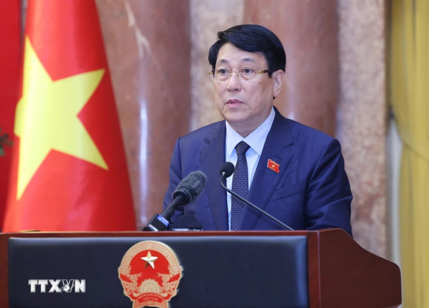 Luong Cuong To Lam anh 5