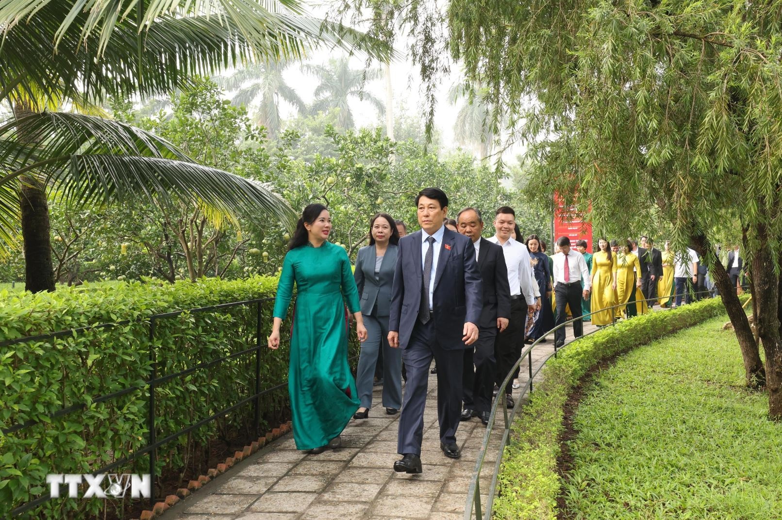 Luong Cuong Chu tich nuoc anh 4