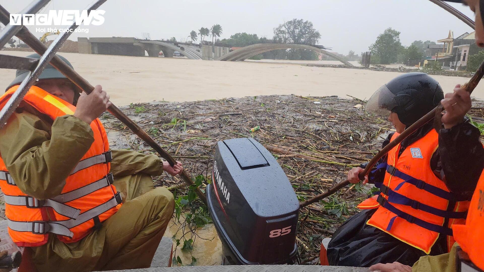 Lu Quang Binh anh 15