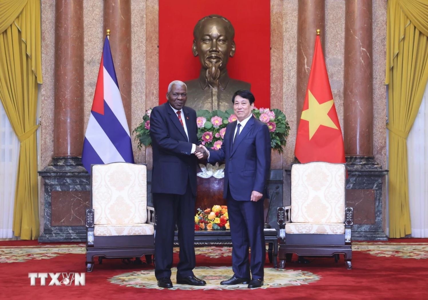 Chu tich nuoc Luong Cuong anh 3