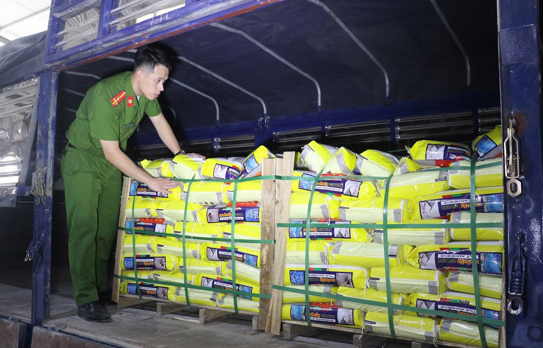 Thuong mai ECOTECH,  Cong ty ECOTECH,  Nguyen Thanh Dan anh 2