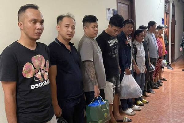 Duong day to chuc danh bac 240 ty dong duoc van hanh nhu the nao? hinh anh