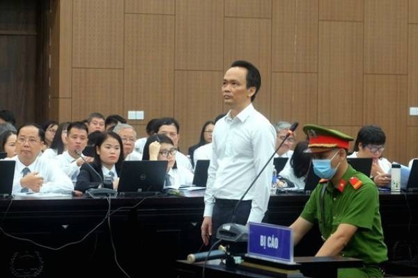 Cuu Chu tich FLC Trinh Van Quyet chuan bi hau toa phuc tham hinh anh