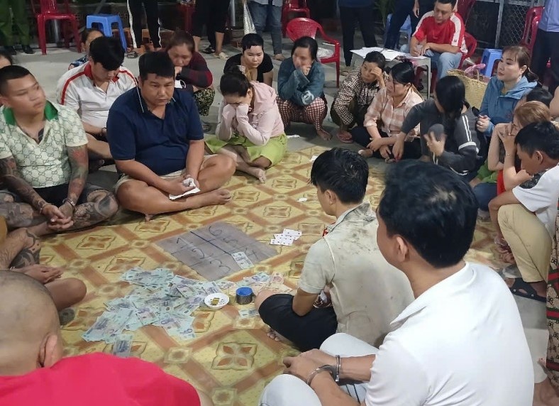 Mở sòng bạc ảnh 2 Mo song bac anh 2