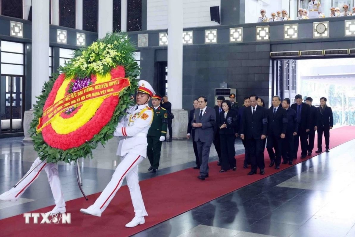 Le tang tuong Nguyen Quyet anh 10