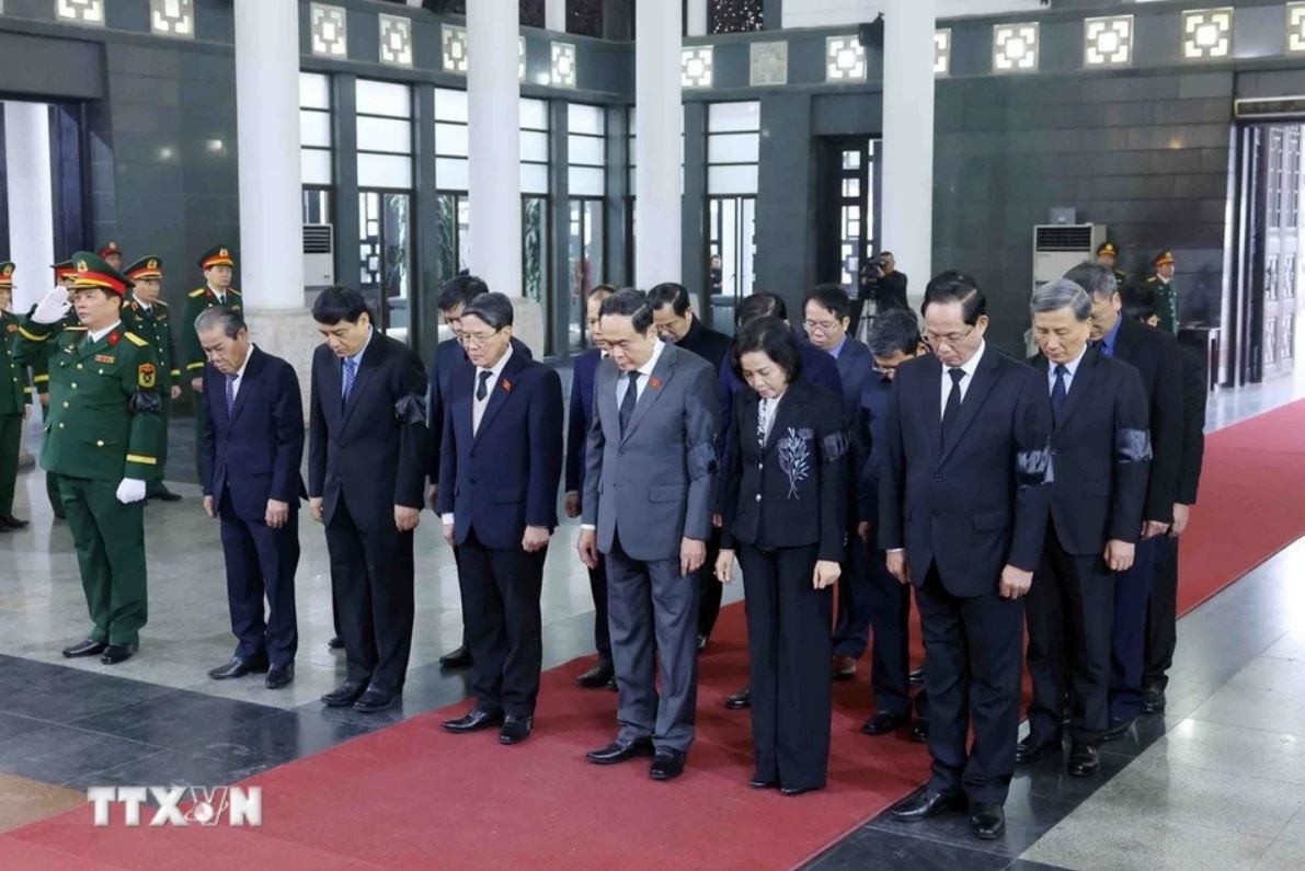 Le tang tuong Nguyen Quyet anh 11