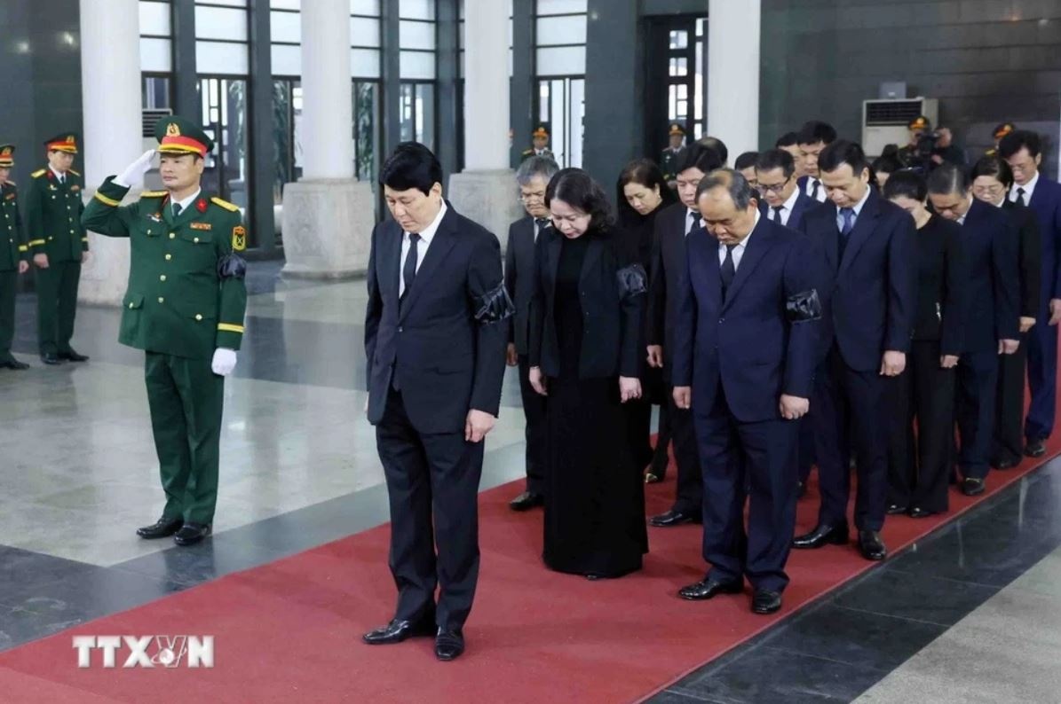 Le tang tuong Nguyen Quyet anh 7