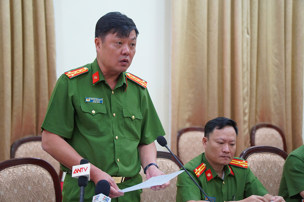 Đánh nhau trên phố,  TP.HCM ảnh 2 Danh nhau tren pho,  TP.HCM anh 2