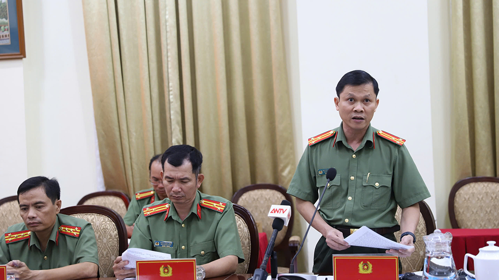 Cong an TP.HCM noi ve xu ly cac vu danh nhau tren duong pho hinh anh