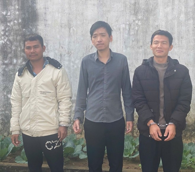 Tang tru phao no anh 1