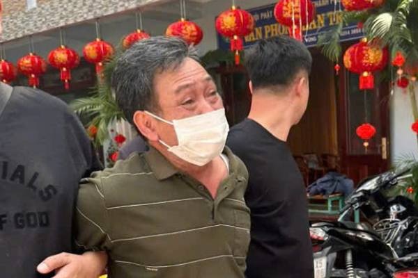 Hon 20 gio truy bat nghi pham sat hai 4 nguoi than o Phu Xuyen hinh anh