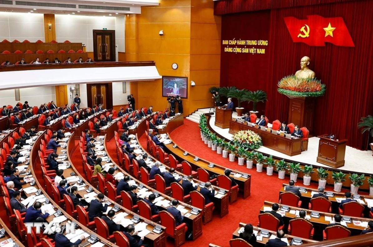 Hoi nghi Trung uong XIII anh 3