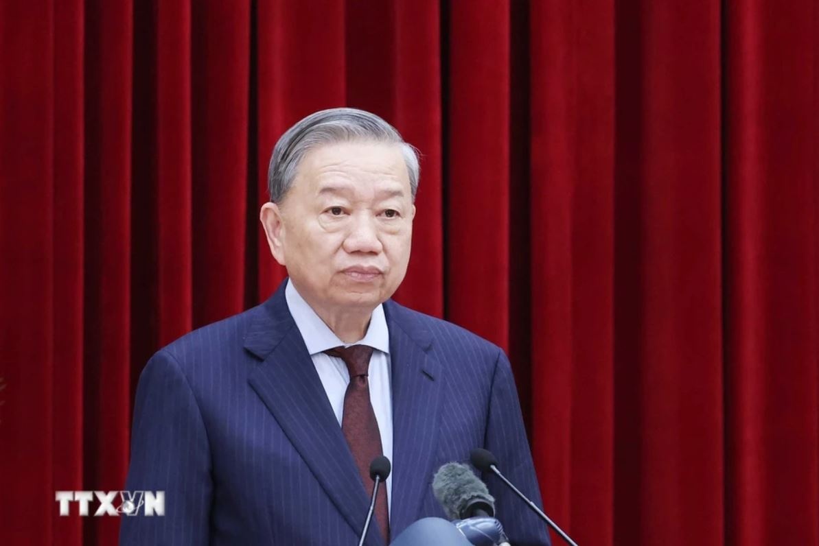 Hoi nghi Trung uong XIII anh 4