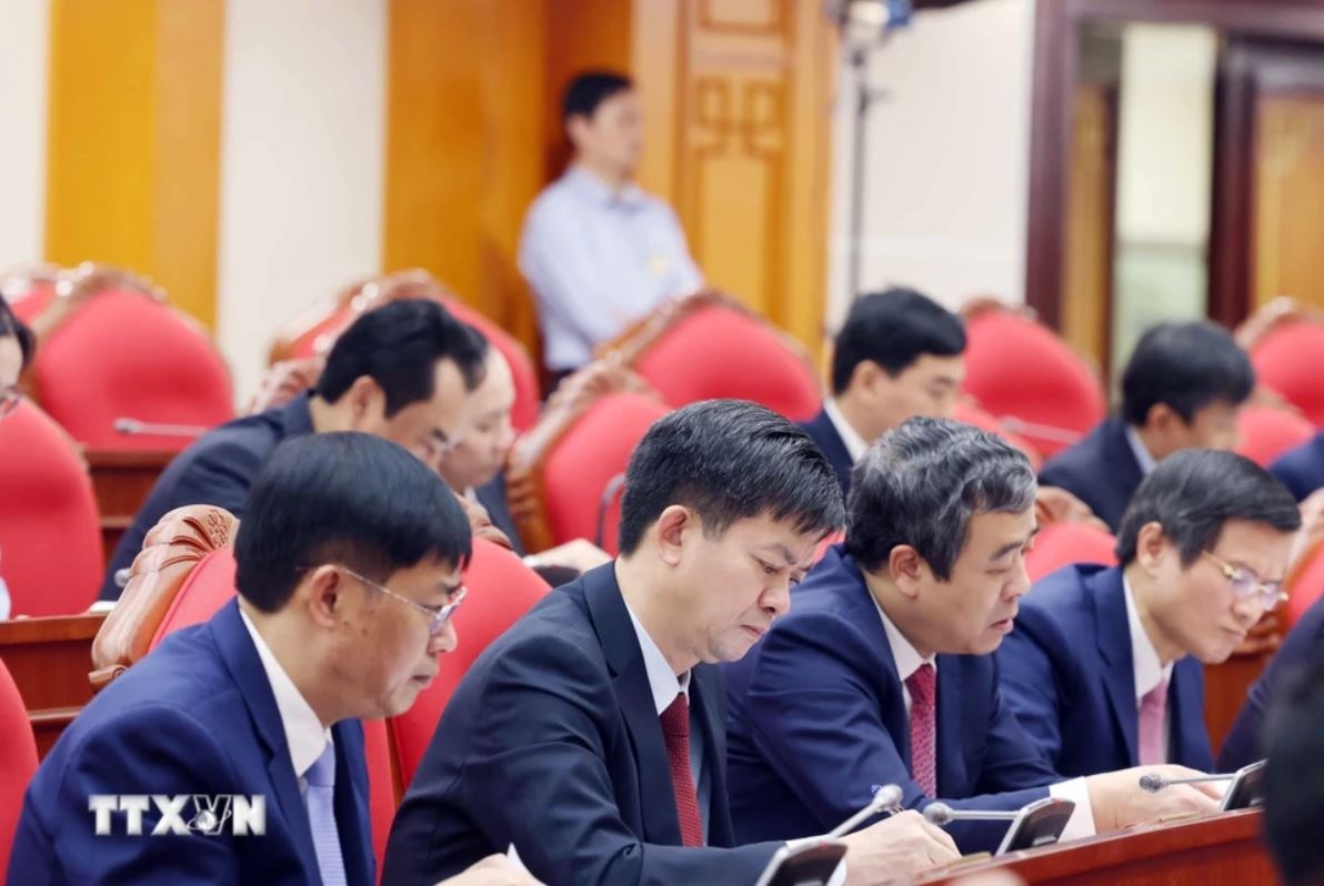 Hoi nghi Trung uong XIII anh 7